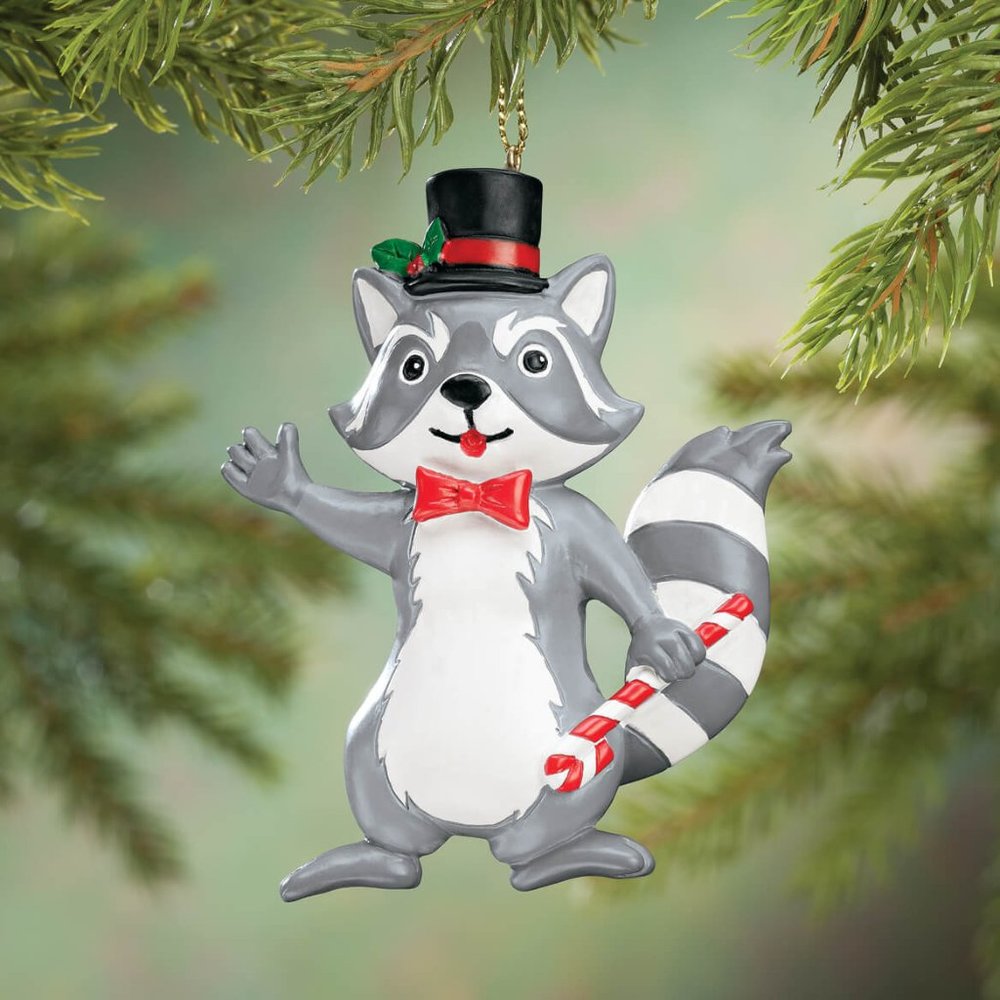 🎄 NWT Woodland Raccoon Christmas Tree Ornament Resin Holiday Gift